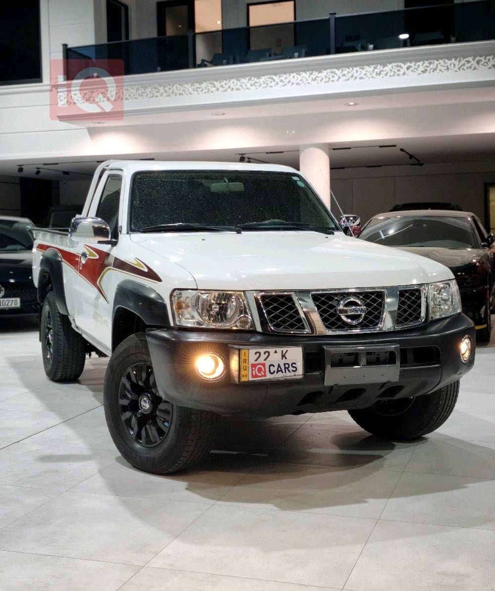 Nissan Patrol Pickup